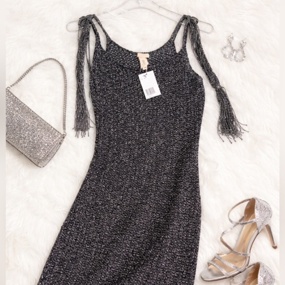 H&M Black Metallic Sparkle Dress – New ✨